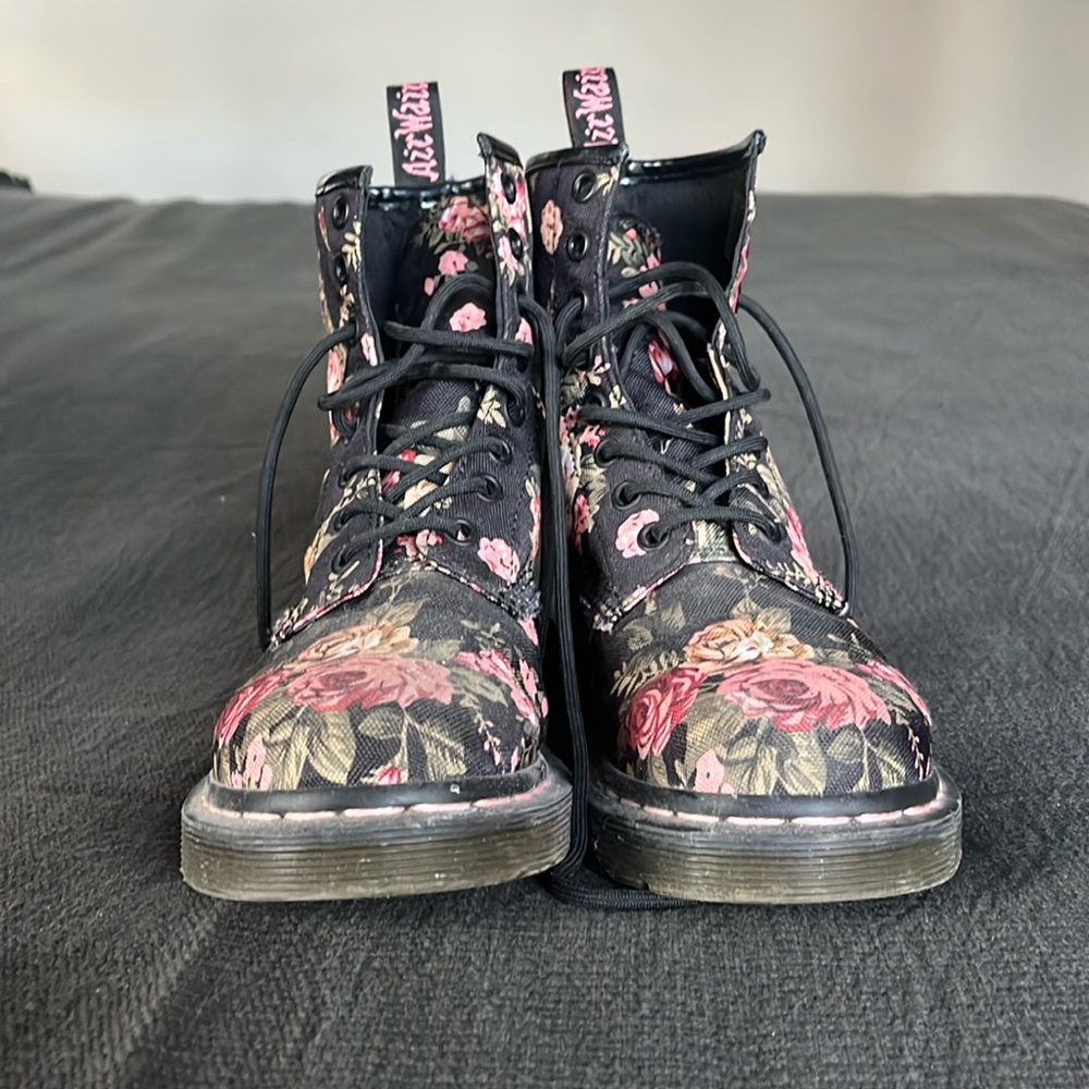 Dr Martens Floral